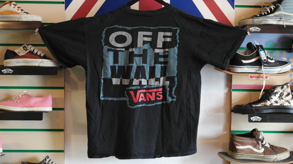 vintage vans off the wall t-shirt ~ M