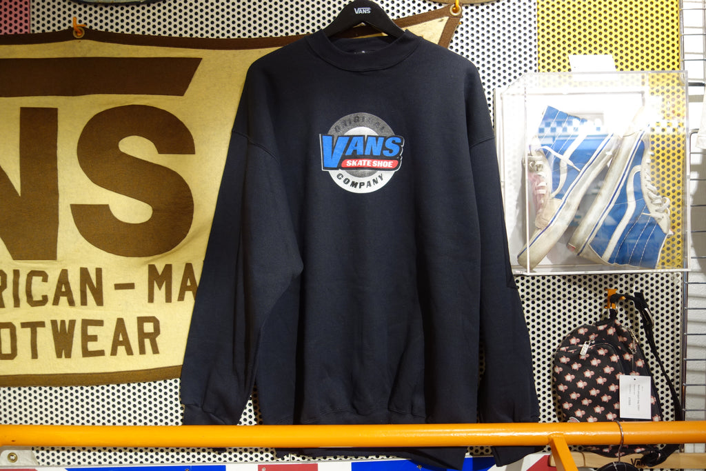 vintage van's skate shoe co sweatshirt ~ XL
